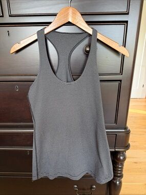 Lululemon Women’s Racerback Tank Top in Black and Grey Stripe